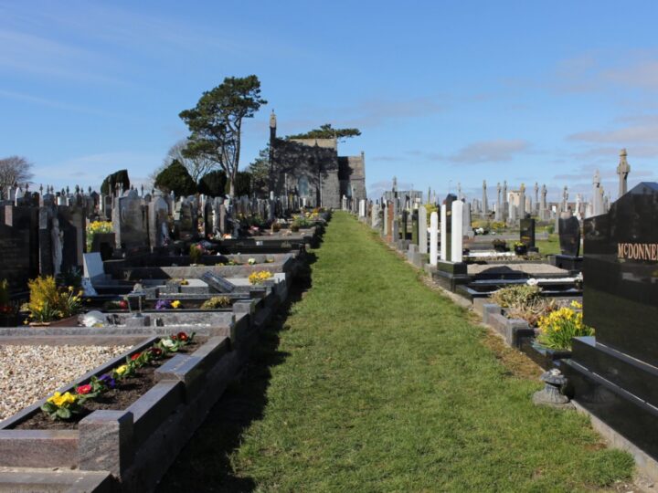 Rezultat zbiórki na cmentarzu: powstaną nowe alejki