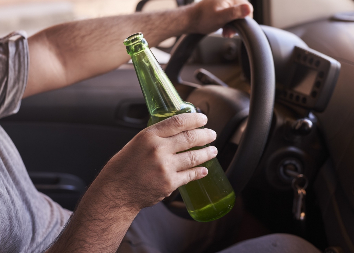 Zatrzymani za jazdę pod wpływem alkoholu w różnych miejscowościach Małopolski