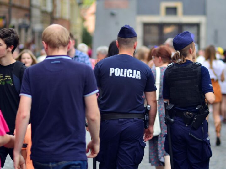 Chłopiec w wieku 13 lat z Trzebini bez słowa odchodzi z domu, ale na szczęście zostaje odnaleziony